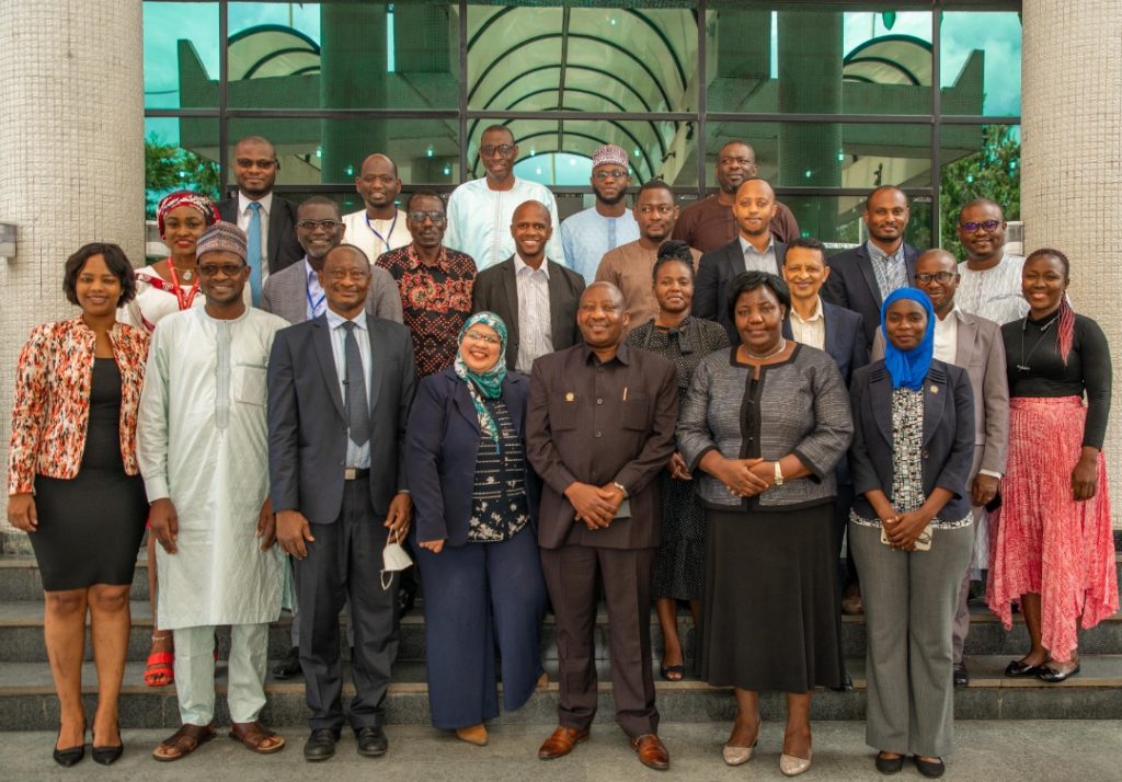 Visite de travail d’une délégation du Conseil de Régulation (IRB) du Système d’Echanges d’Energie Electrique de l’Afrique de l’Est (EAPP) à la CEDEAO.