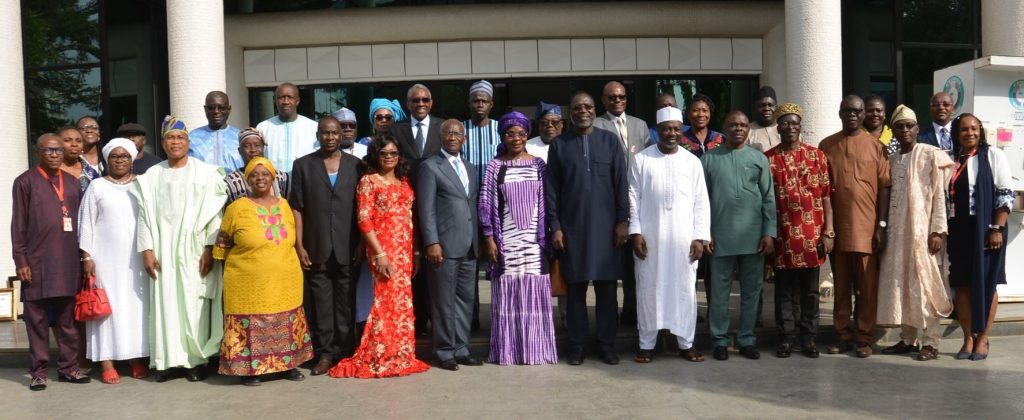ECOWAS Presents Certificate To 2021/2022 Retiring Staff