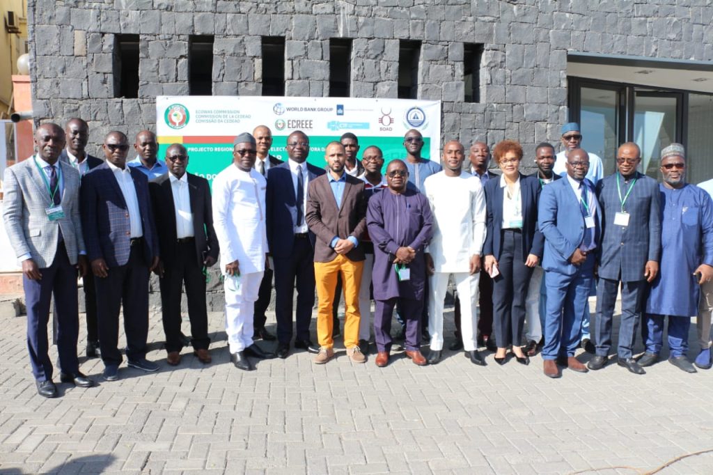 Mise en œuvre du Projet ROGEAP : ECREEE, le Centre des Energies Renouvelables de la CEDEAO accueille la Réunion du Comité Technique de Gestion (TMC) de la CEDEAO sur les « normes sur pico solaires et SHS »