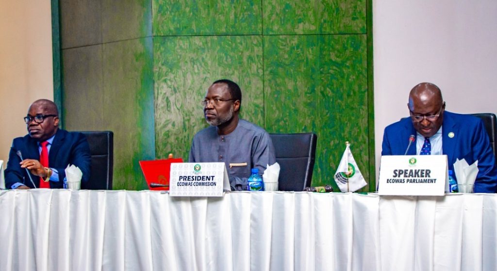 The President of the Commission presents the ECOWAS Strategic Plan and the 2022 Annual Report of the Community  to ECOWAS Parliamentarians