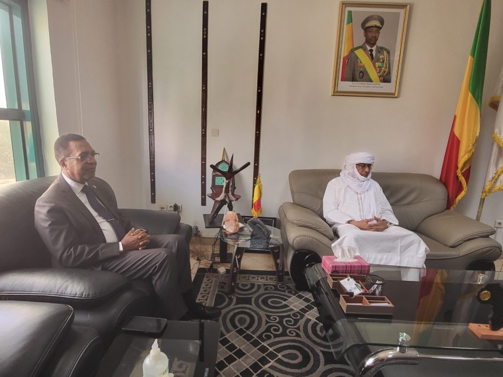 Le représentant résident de la CEDEAO au Mali a rendu une visite de courtoisie au ministre des Maliens établis à l’extérieur et de l’intégration africaine.