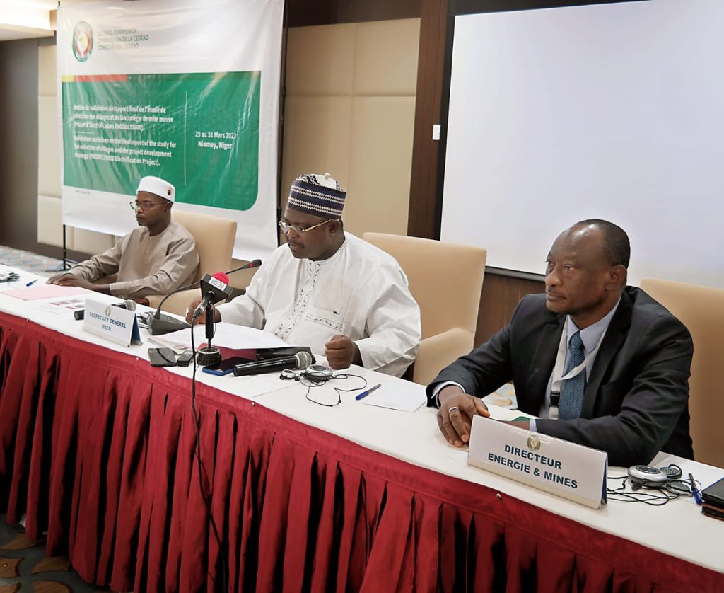 Niamey abrite l’atelier de validation du rapport final de l’étude pour la sélection des villages et de la stratégie de développement du Projet régional d’Electrification de 20.000 villages en Afrique de l’Ouest (PRODEL 20000)