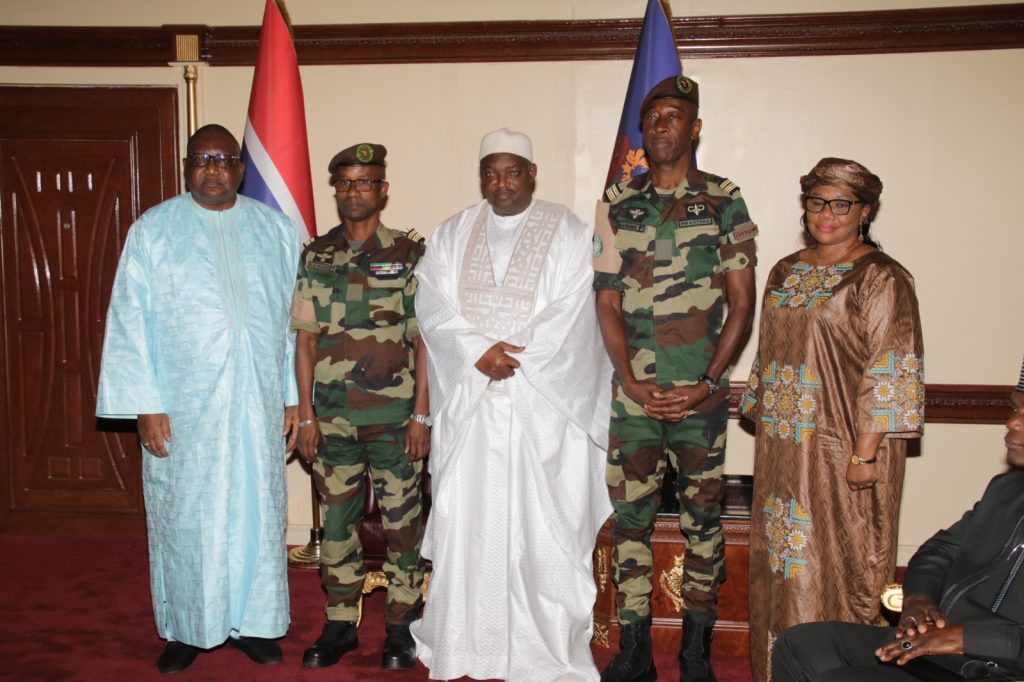 Change of command, farewell dinner and visit to the presidency