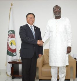 En fin de mission au Nigéria, l’Ambassadeur de la République Populaire de Chine fait ses adieux à la CEDEAO.