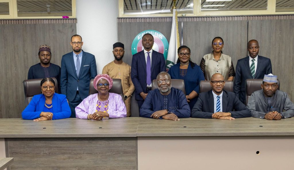 O Presidente da Comissão da CEDEAO, H.E. Dr. Omar Alieu Touray, Reúne-Se Com o Comité Permanente dos Assuntos Económicos do Comité dos Representantes Permanentes Da CEDEAO