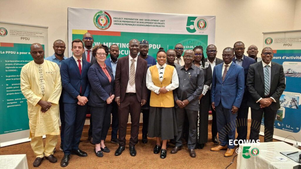 Validation of strategic documents of the ECOWAS Project Preparation and Development Unit (PPDU) at the center of a meeting of ECOWAS experts in Lagos, Nigeria