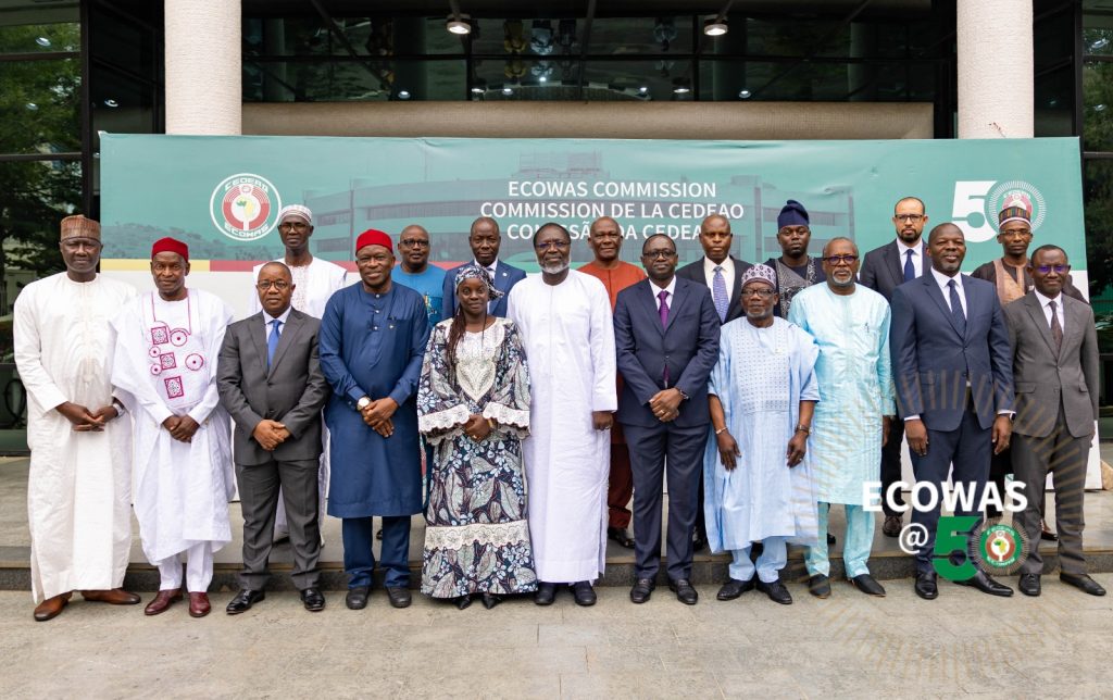 Ministros da CEDEAO reúnem-se em abuja para avançar com as modalidades de financiamento da força regional de combate ao terrorismo