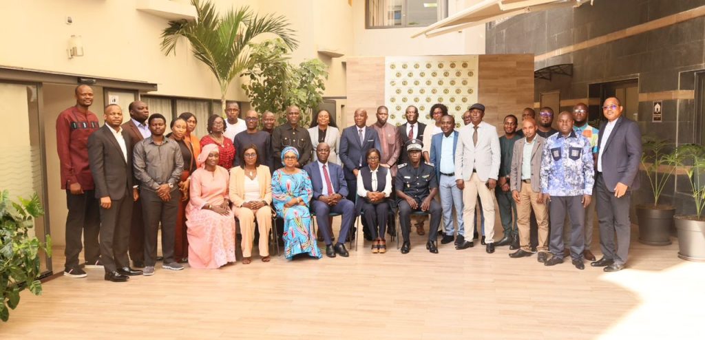 La CEDEAO renforce l’analyse et la réponse régionales face à la criminalité grace à l’intégration de l’intelligence artificielle lors d’un atelier sur la sécurité humaine à Dakar