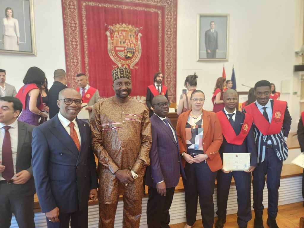 YOUNG STUDENTS WHO RECEIVED SCHOLARSHIPS UNDER THE 7TH ECOWAS-SPAIN SCHOLARSHIP PROGRAM HAVE RECEIVED THEIR MASTER’S DEGREES IN DIPLOMACY AND INTERNATIONAL RELATIONS IN MADRID.
