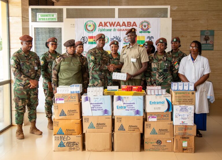 GHANCOY 5 ESSMGB FAIT UN DON À L’HÔPITAL MILITAIRE DE GUINÉE-BISSAU